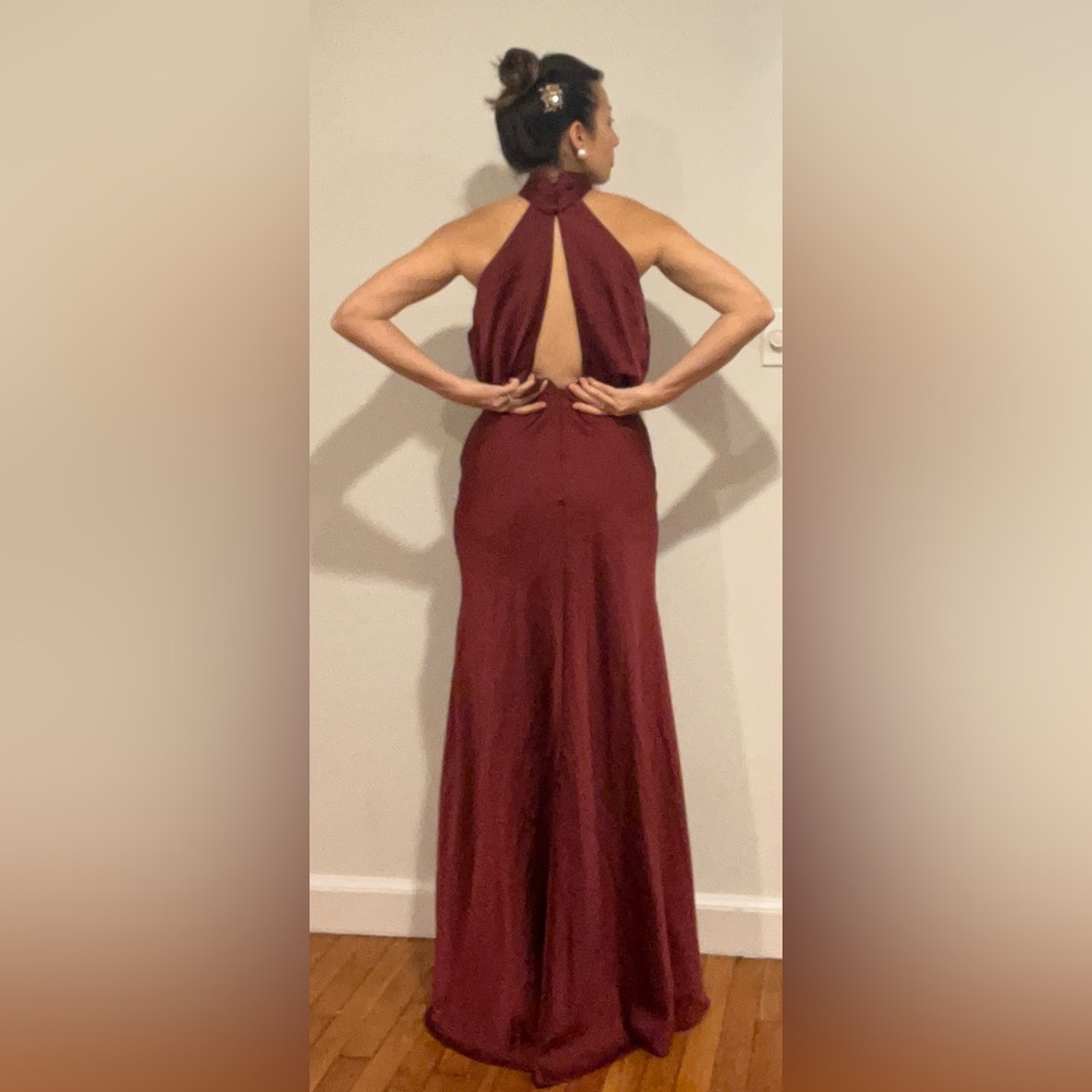 Stunning open back dress, satin ruched halter neck maxi dress in burgundy wine